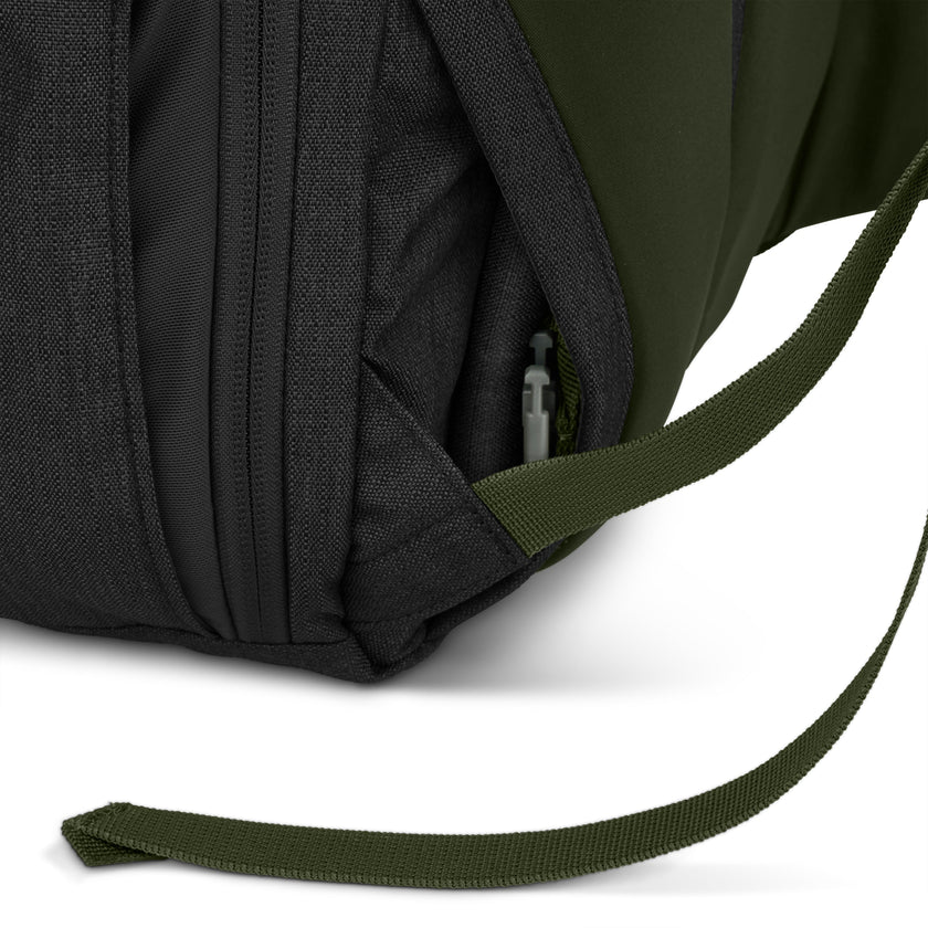 Kelty Redwing Traveller 30L Backpack - Black