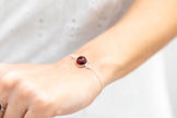 Bracciale a catena con maglie ESSENTIALS color ambra ciliegia