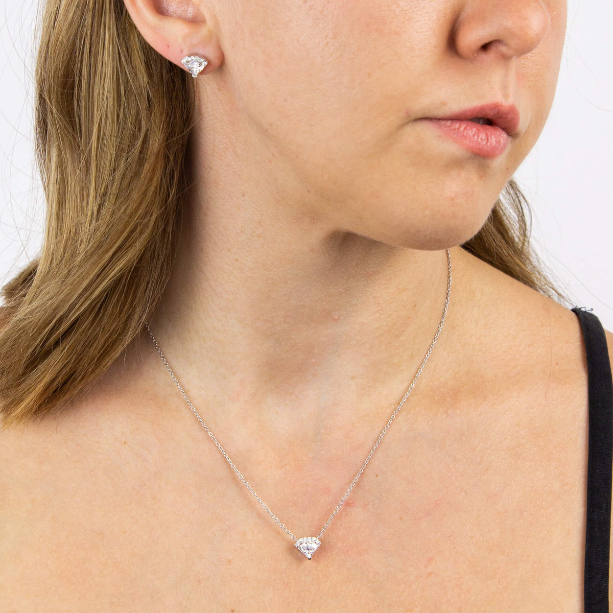 Diamonfire Ohrstecker mit Zirkonia in Diamantform