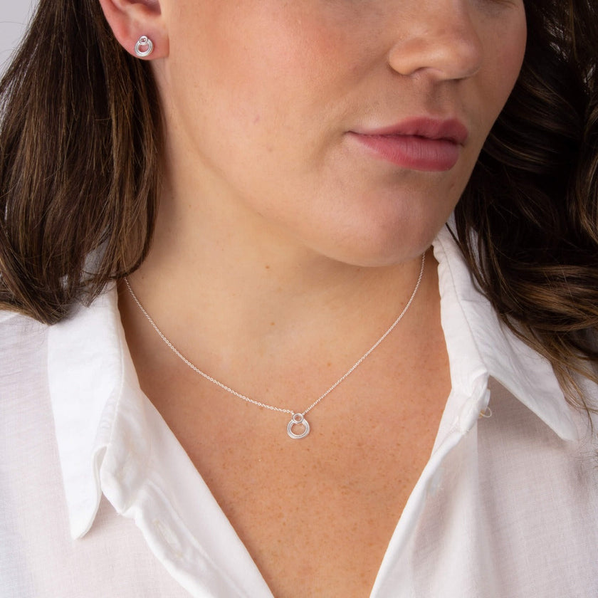 Beginnings Ridged Double Open Circle Necklace