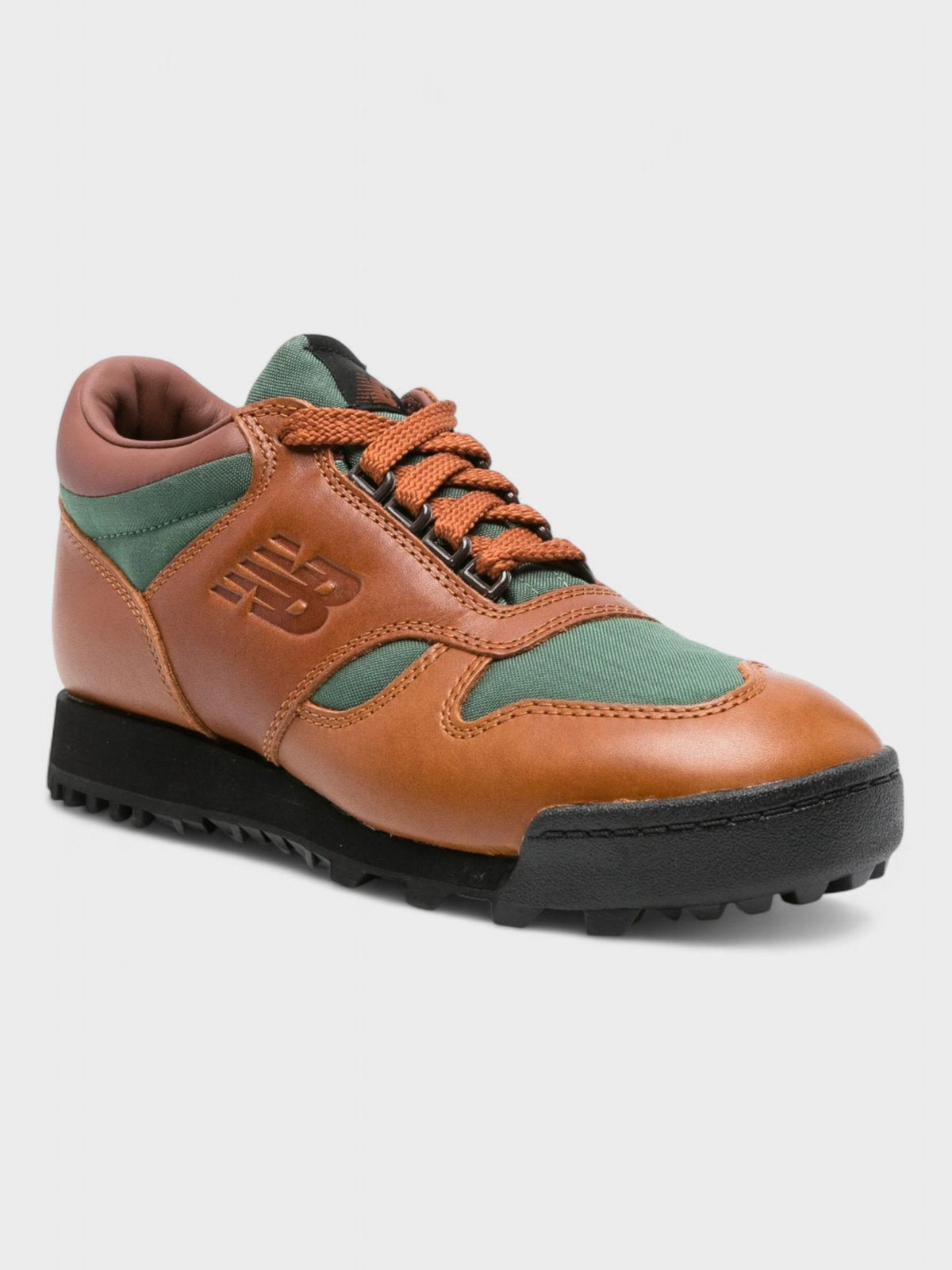 New Balance Rainier Boots