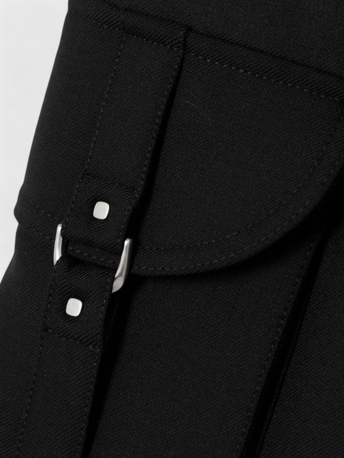Blend Cargo Pleated Shorts Black