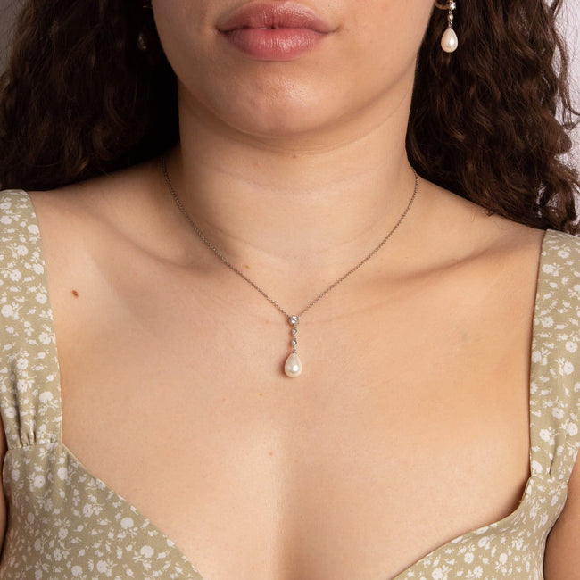 Diamonfire Muschelkette Tropfenanhänger