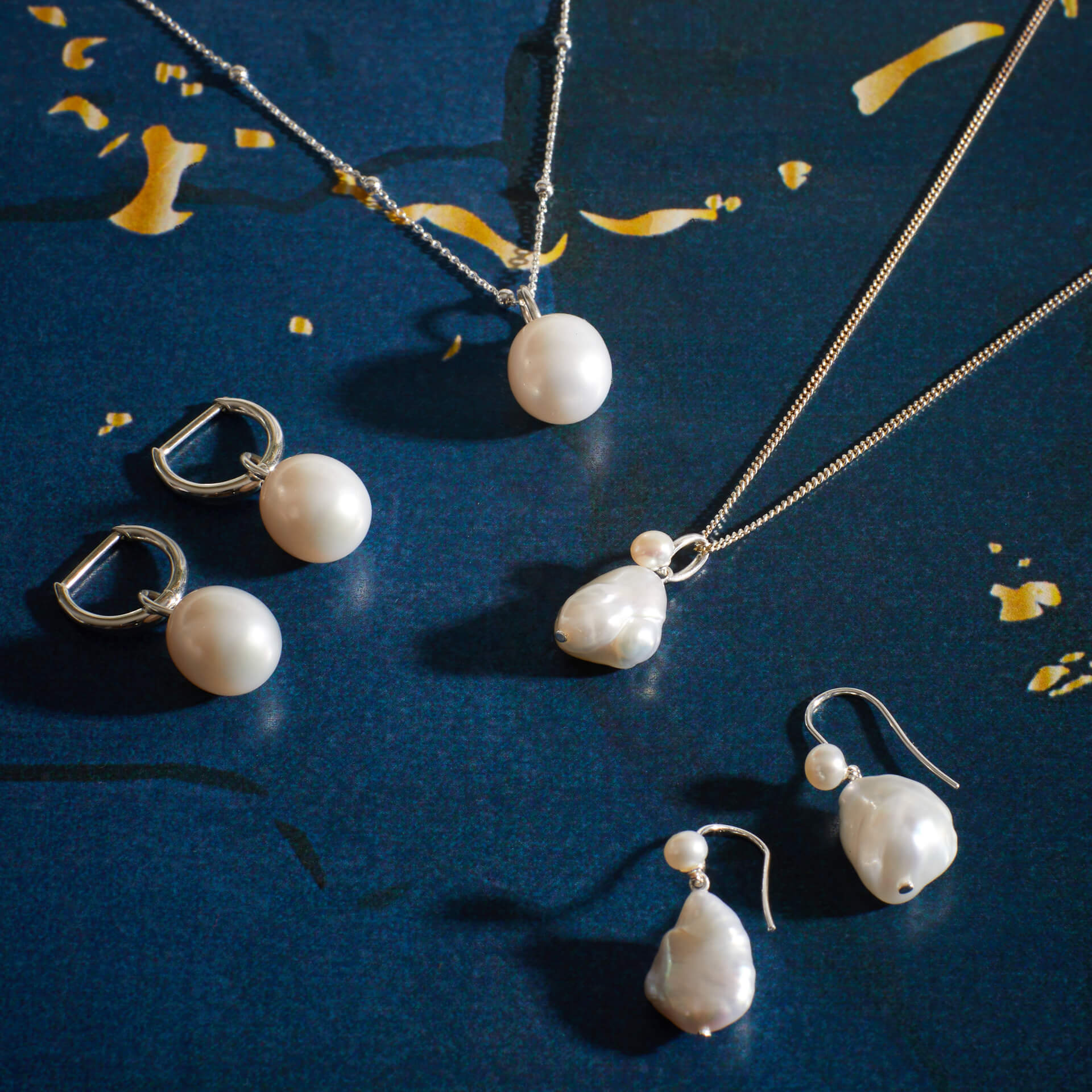 Beginnings Baroque Pearl Pendant Charm