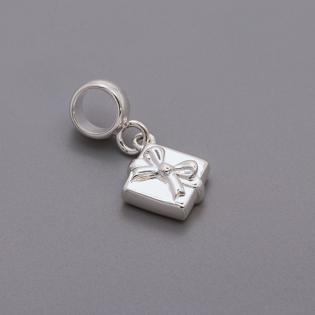 Presente un Charm de Plata Personalizado