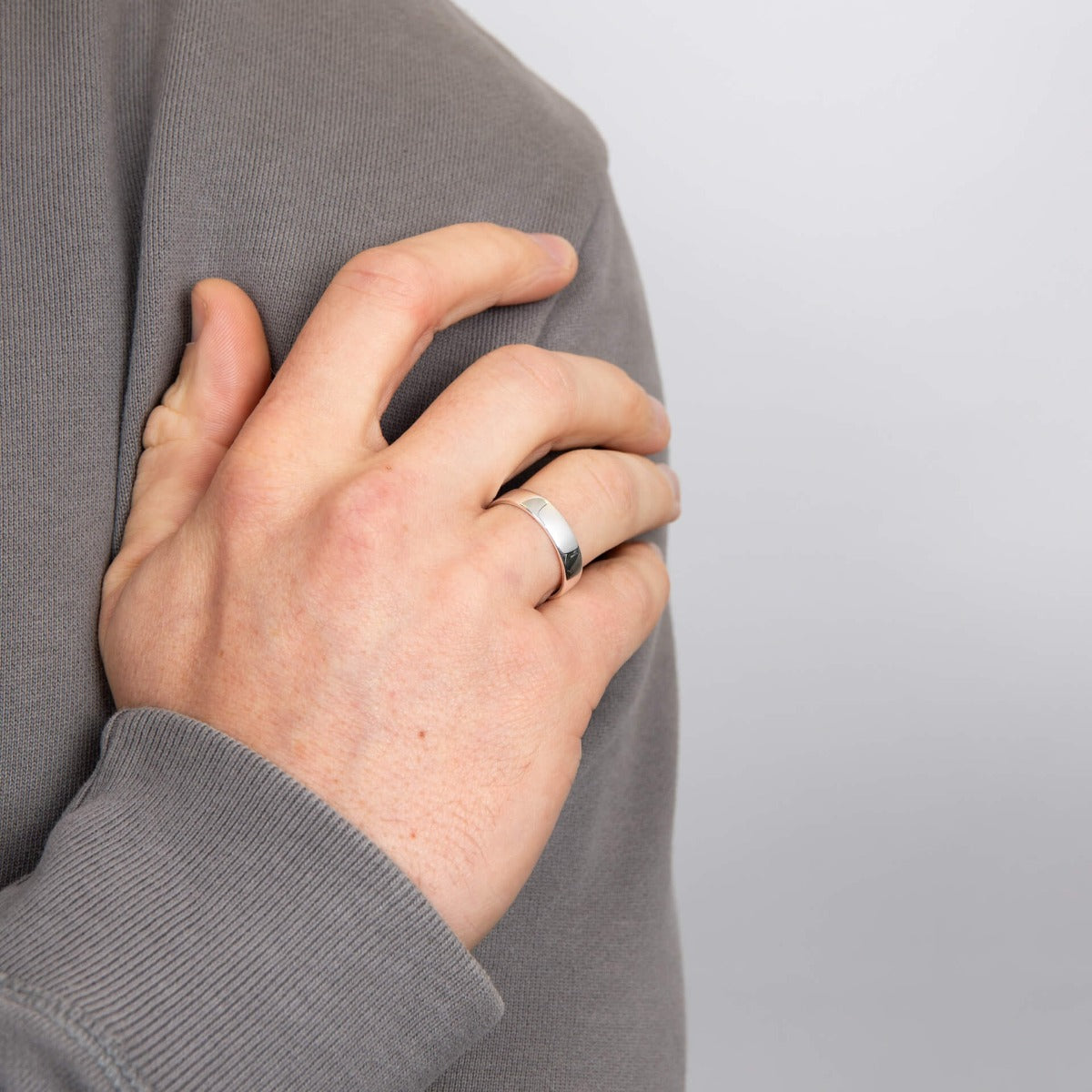 Beginnings 5mm Plain Band Ring