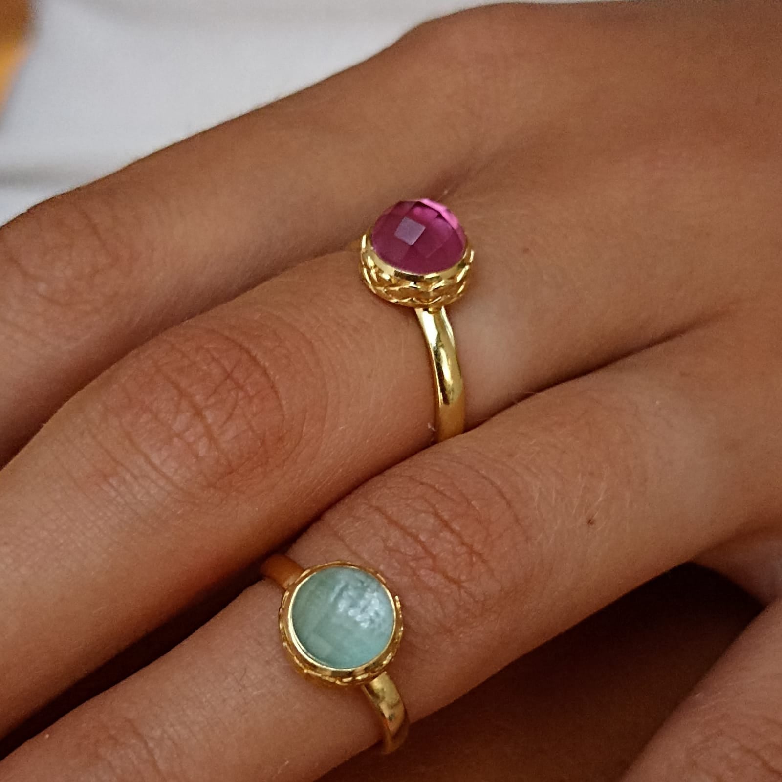Apollo Gold Gemstone Doublet Ring: Lapis with crystal