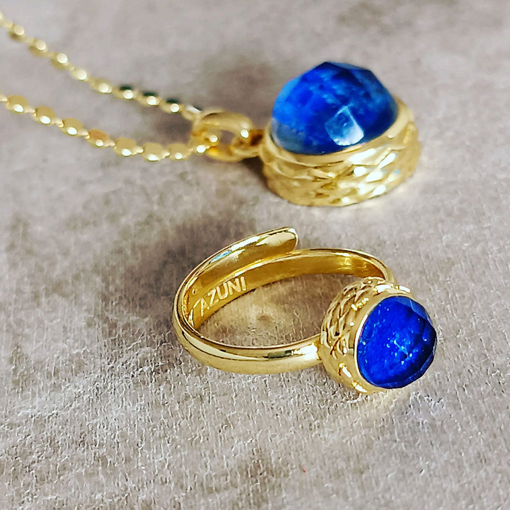 Apollo Gold Gemstone Doublet Ring: Lapis with crystal