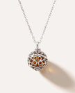 Collier médaillon en filigrane argenté