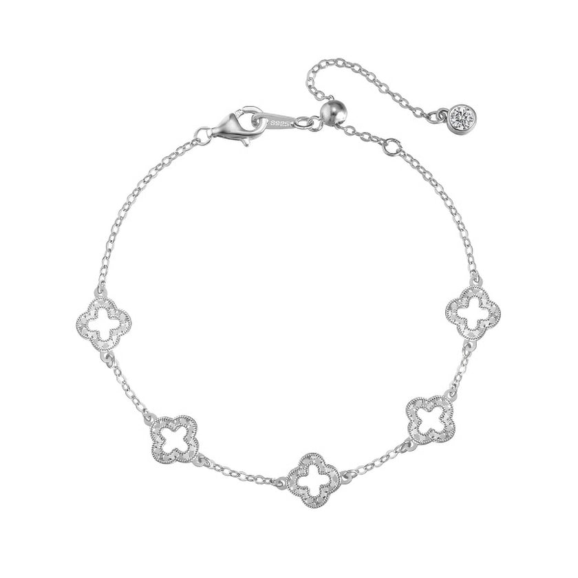 Armband med utskuret klövermönster i silver
