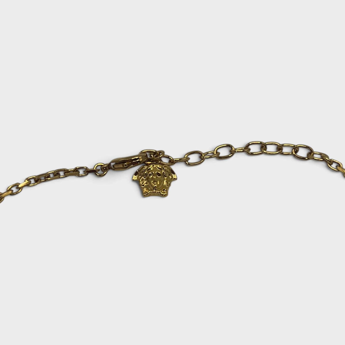 Medusa Head Necklace Gold