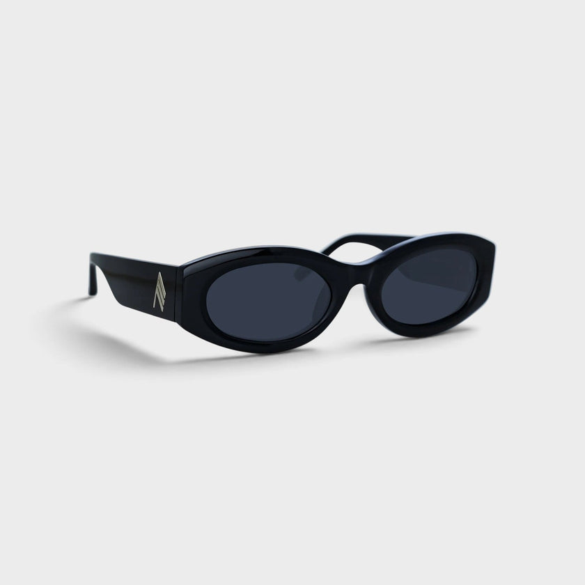 Linda Farrow Berta Sunglasses Black