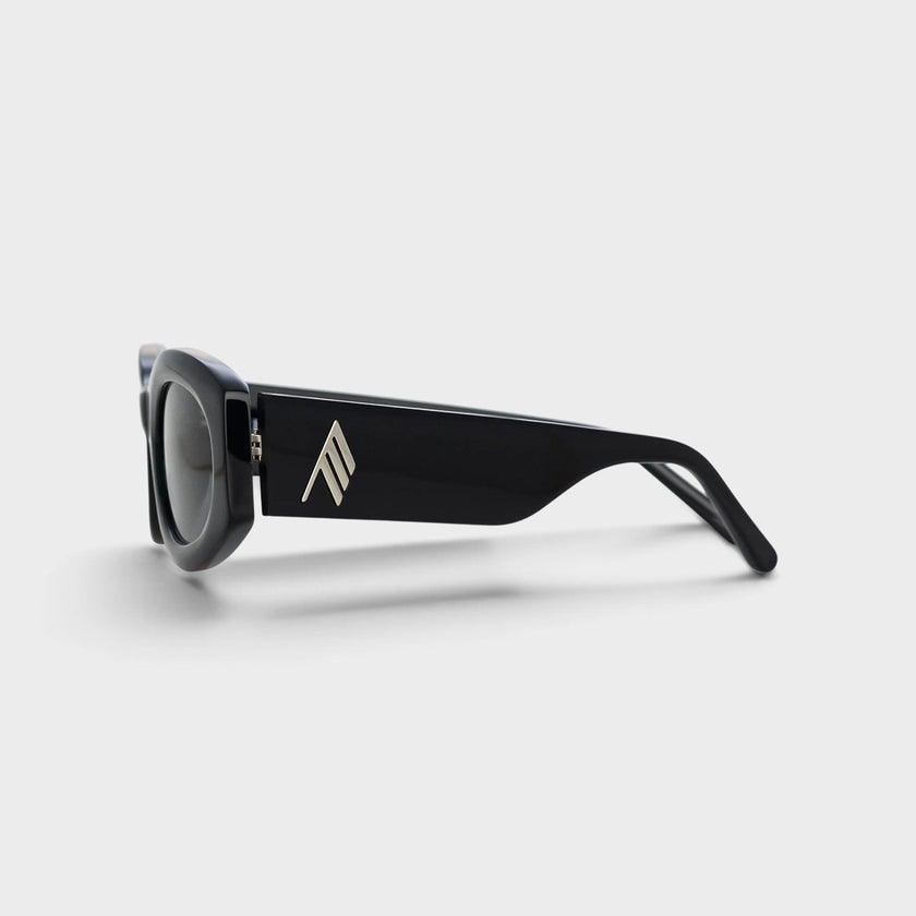 Linda Farrow Berta Sunglasses Black
