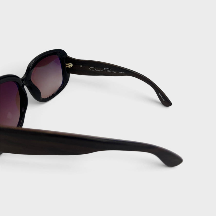 Linda Farrow Oversized Sunglasses Black Burgundy