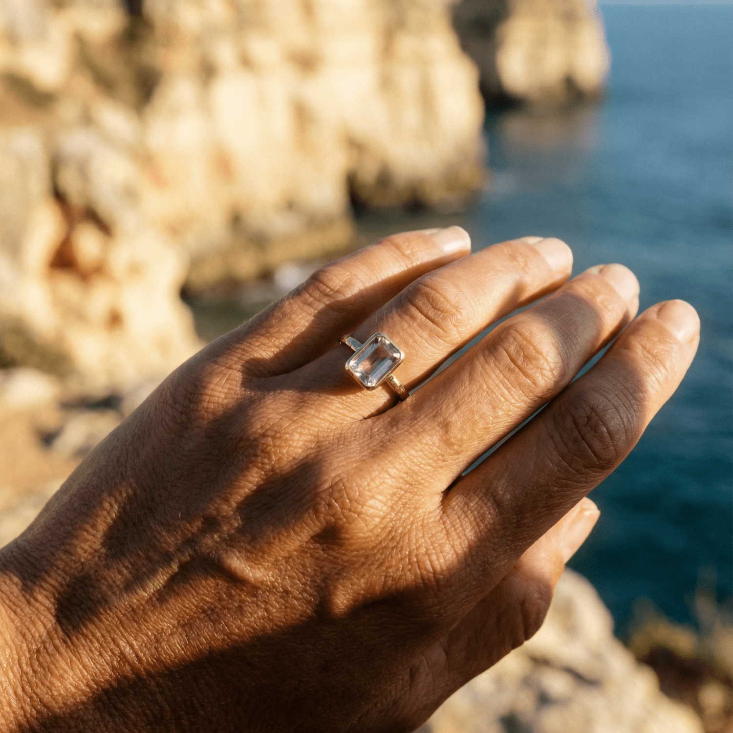 Ametist Ring met Zeeglans - Achtkantige Ametist & Gehamerde Ringband