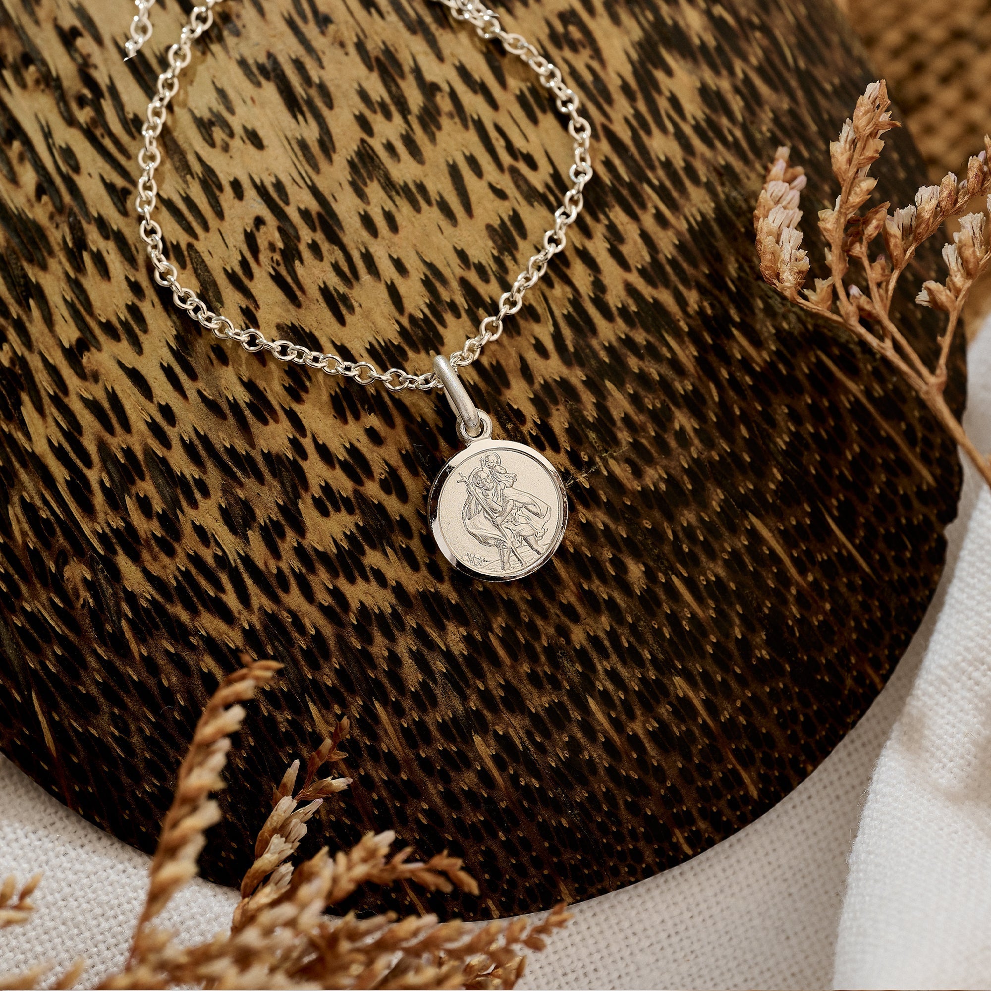 Klassieke Tiny Sint Christoffel Ketting Sterling Zilver 10 mm