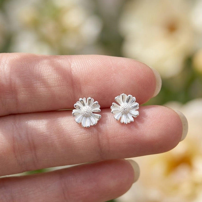 Daisy Tiny Silver Stud Earrings